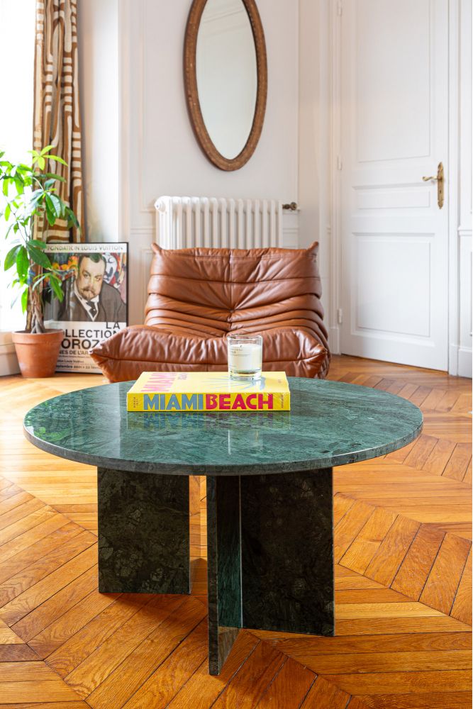 Runder Couchtisch aus Smaragd Marmor