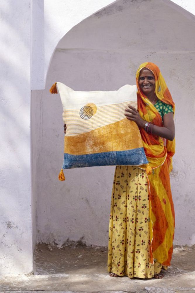 Cushion cover. Spiral Sunset Sham. CQC LA